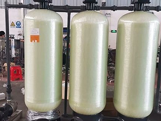 玻璃鋼材質(zhì)活性炭過濾器
